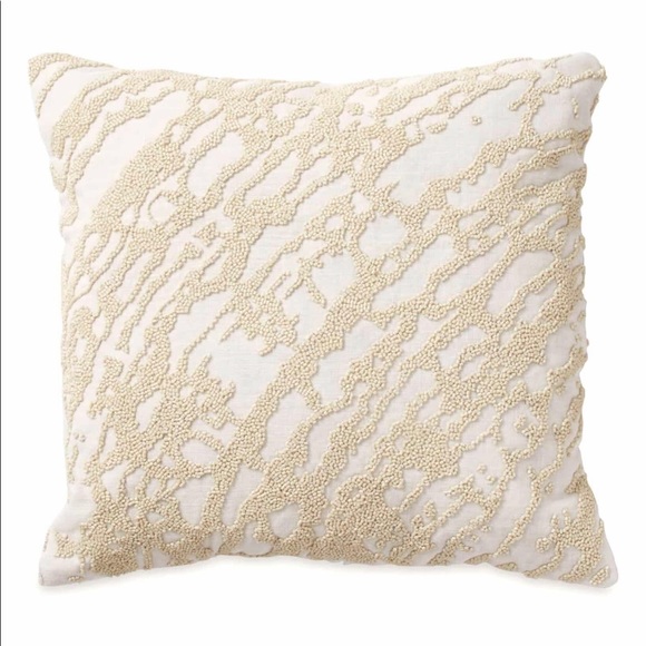 🔥get 2 for $200!!!🔥DONNA KARAN Ivory Accent Pillow - 14” x 14” - Picture 1 of 5